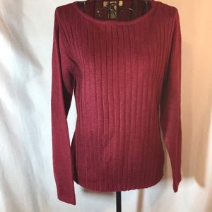 Eddie Bauer  wine color pullover        Med